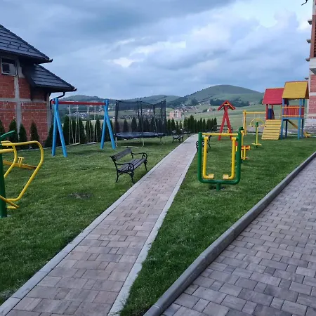 アパート Sestre ズラティボール